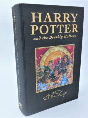 Harry Potter and the Deathly Hallows. Deluxe Edition (2007) by J.K. Rowling